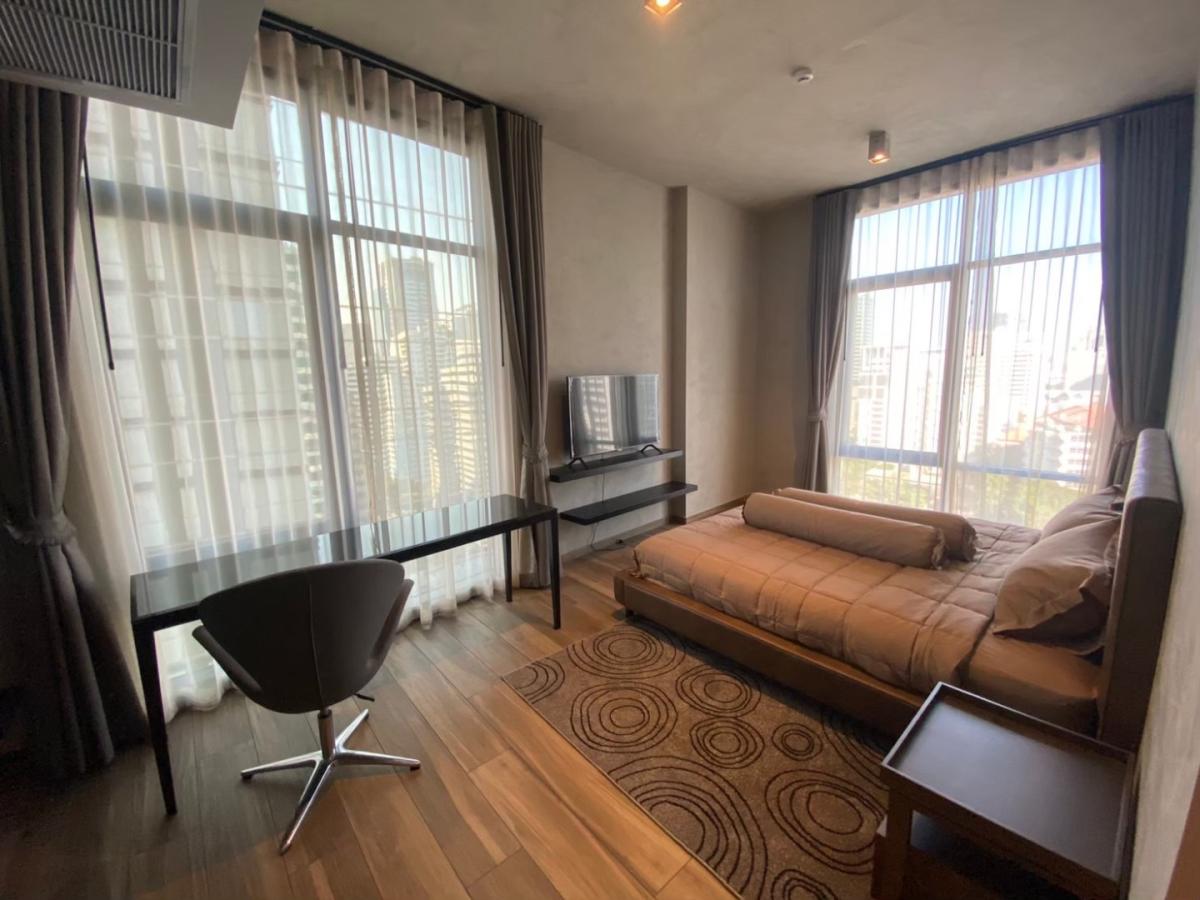 🌿 The Lofts Asoke 🌿 ห้องใหญ่ ใจกลางอโศก - 2 ห้องนอน 2 ห้องน้ำ 86 sqm - close to MRT เพรชบุรี